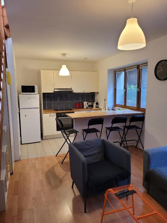 Ferienwohnung Relais Du 21 Saint-Germain-en-Laye Exterior foto